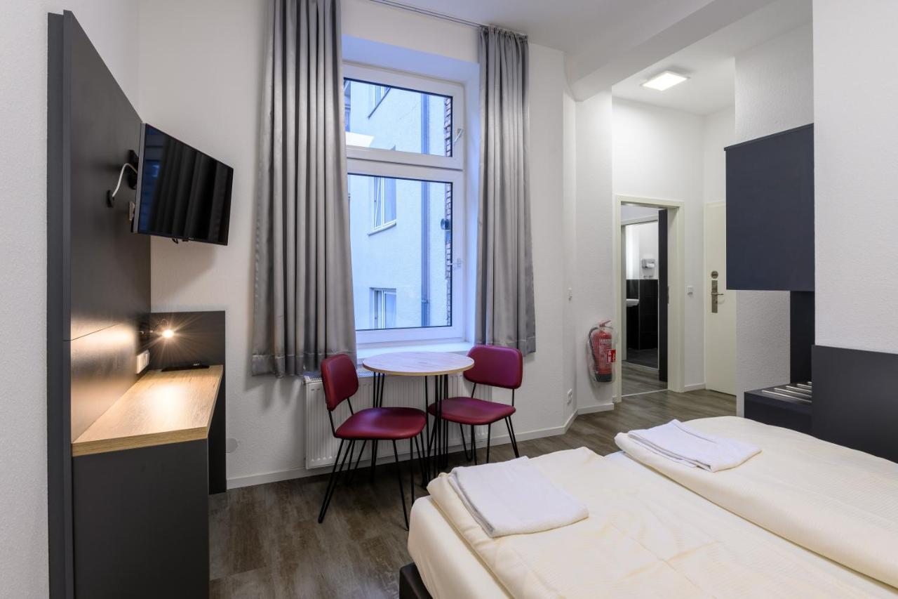 Royale 3* Köln